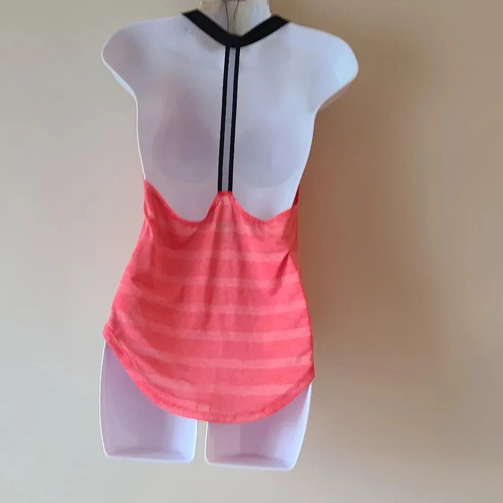Nike dri fit activewear tank top women's sz.S/P